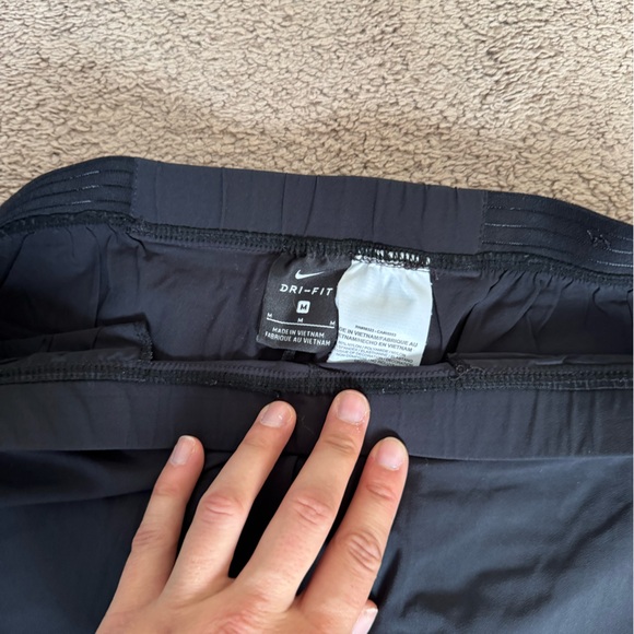 Size M Black Nike Running Pants - Picture 3 of 4